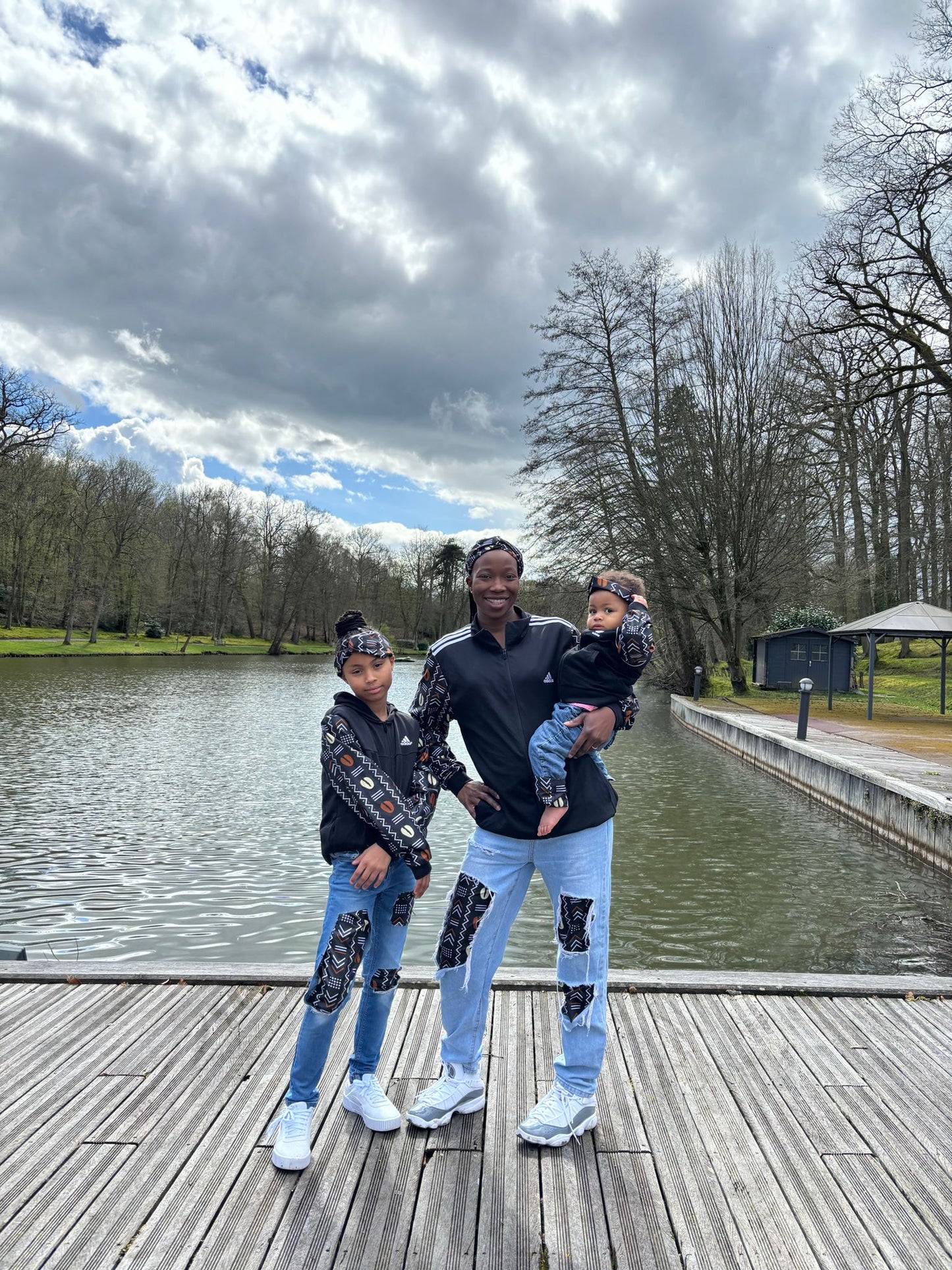 Vestes sportswear customisées avec bogolan By Coutumee