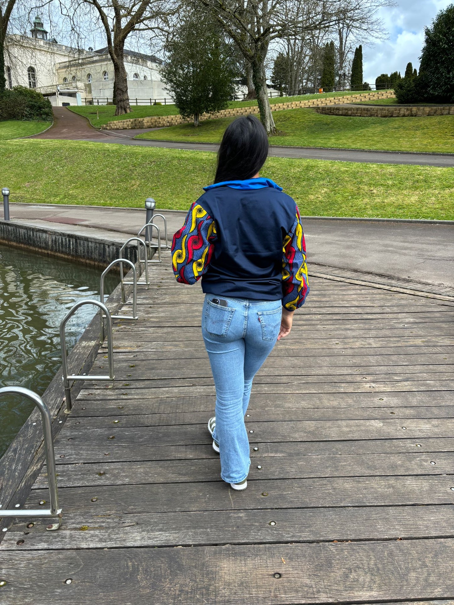 Veste Adidas x Coutumee – Alliance parfaite entre sport et culture