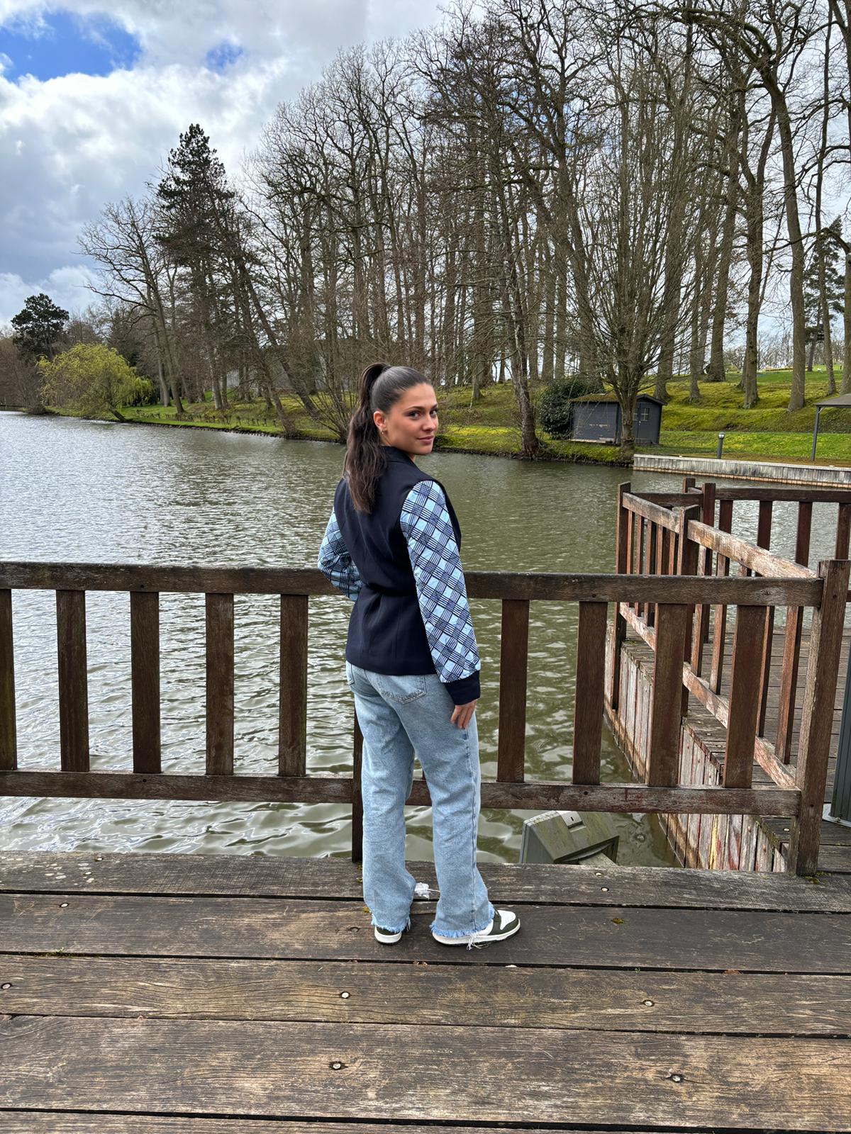 Blazer by Coutumee – Le parfait équilibre entre chic et originalité